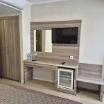Pera Arya Hotel
